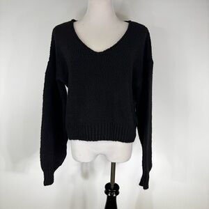 Urban Outfitters Black V-Neck Textured Women's Sweater Size Small